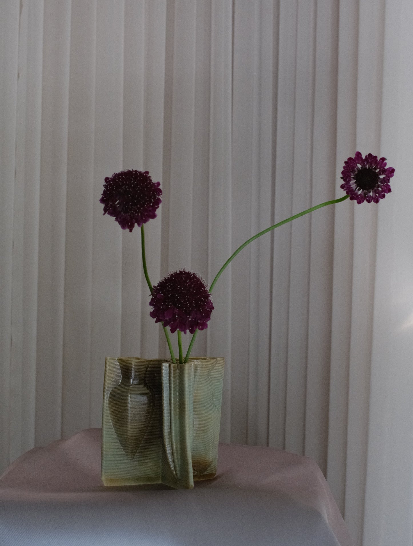 Bespoke The Unvase in Pistachio β Sculptural Ceramic Vase for High-end Interiors. 3D-printed fine porcelain.