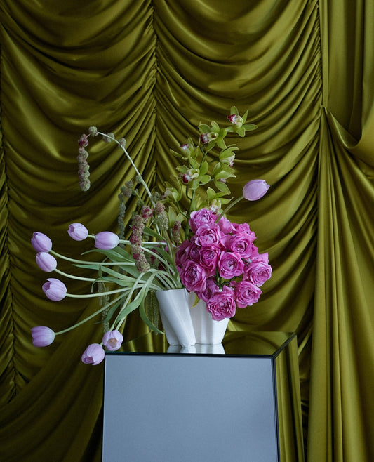 Bespoke Magnolia Vase Medium in Natural β Elegant Organic Curves Ceramic Vase for Interior Styling. 3D-printed fine porcelain.