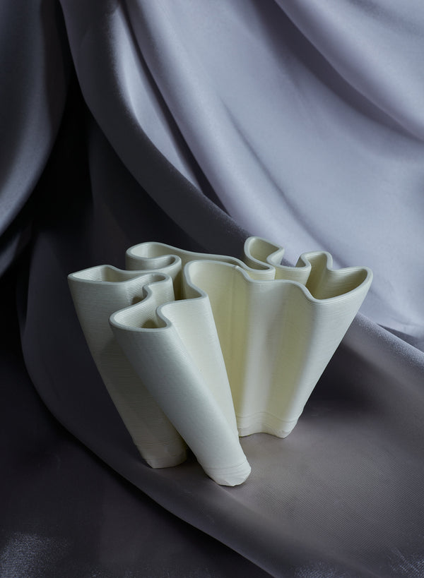 Magnolia Vase Medium